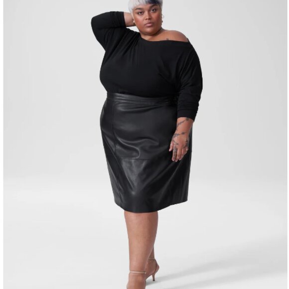 Universal Standard Taylor Vegan Leather Skirt - Picture 1 of 8